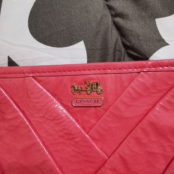 Pink Coach Clutch - Picture 2 of 3